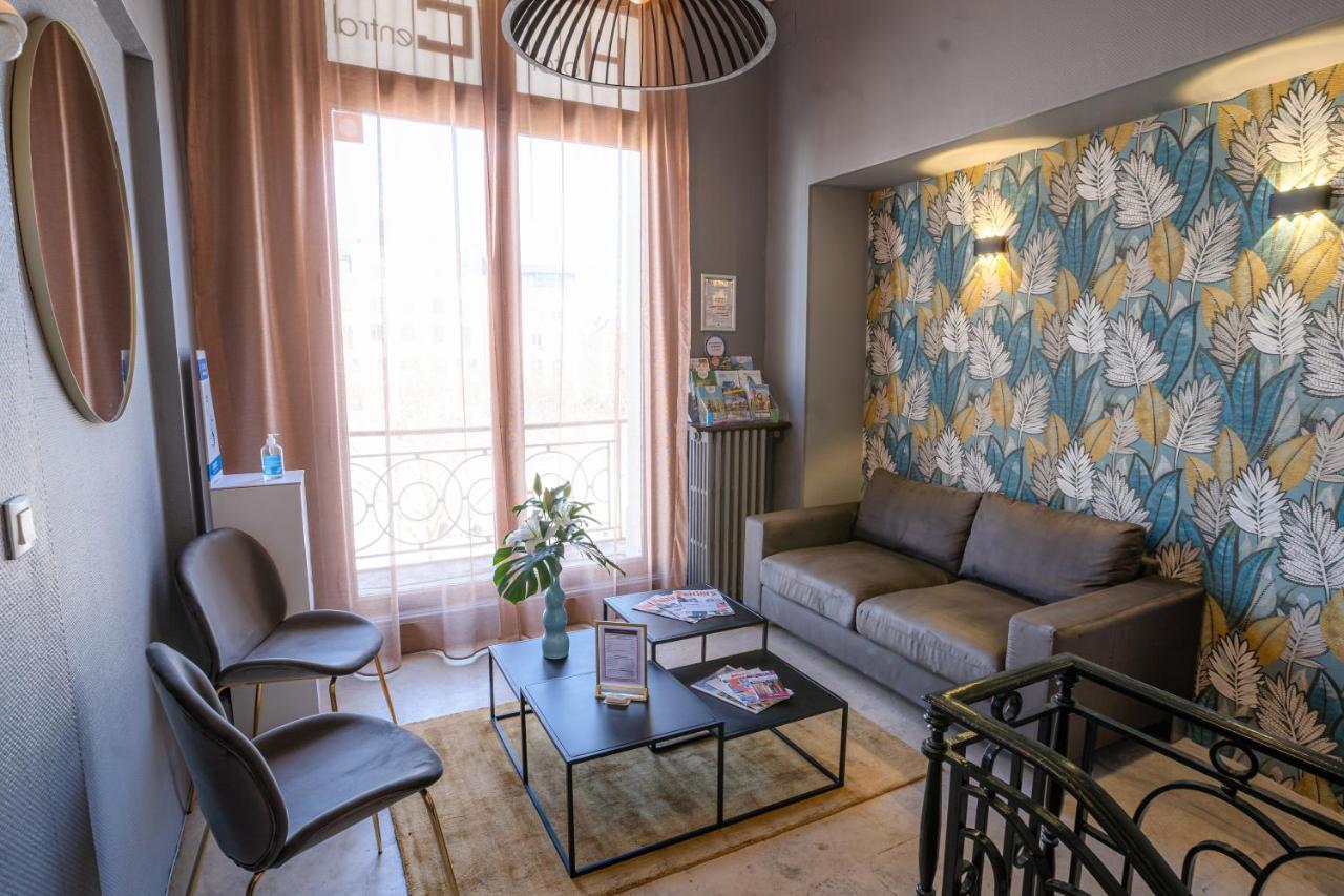 פואטייה Hotel Central מראה חיצוני תמונה
