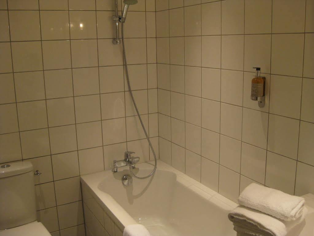 פואטייה Hotel Central מראה חיצוני תמונה